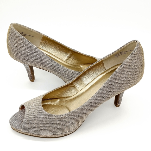 Kelly & Katie Metallic Glitter Heels Silver Gold - Picture 2 of 7